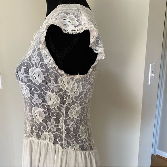 Cine Star Vintage Lace White Long Nightgown Medium - Picture 3 of 14